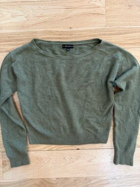 Guess size small sweater